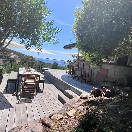 Secluded With Sea View In Palombaggia 펜션