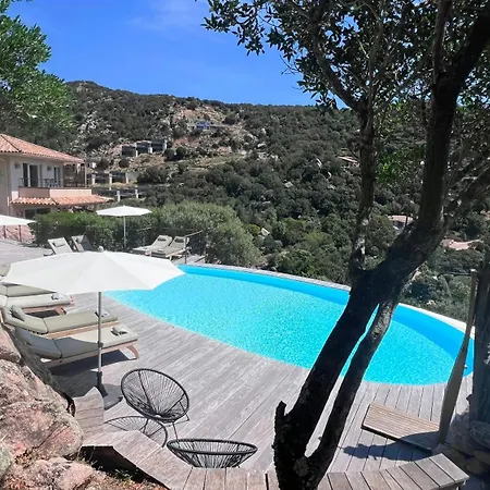 Feriehus Secluded With Sea View In Palombaggia